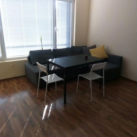 Ferienwohnung Cozy Apartament Naydenov Burgas City Exterior foto